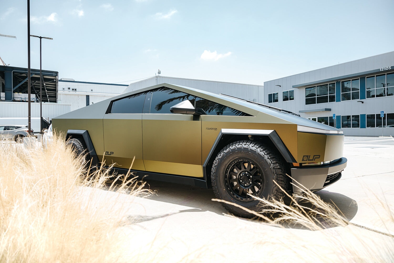 KPMF K75400 SERIES MATTE GOLD ECLIPSE VINYL WRAP | K75581